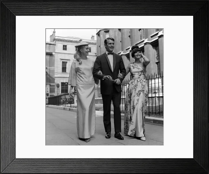 Framed Print : Clothing Fashion June 1965 Jean Rollins wearing turquoise printed silk sarong with