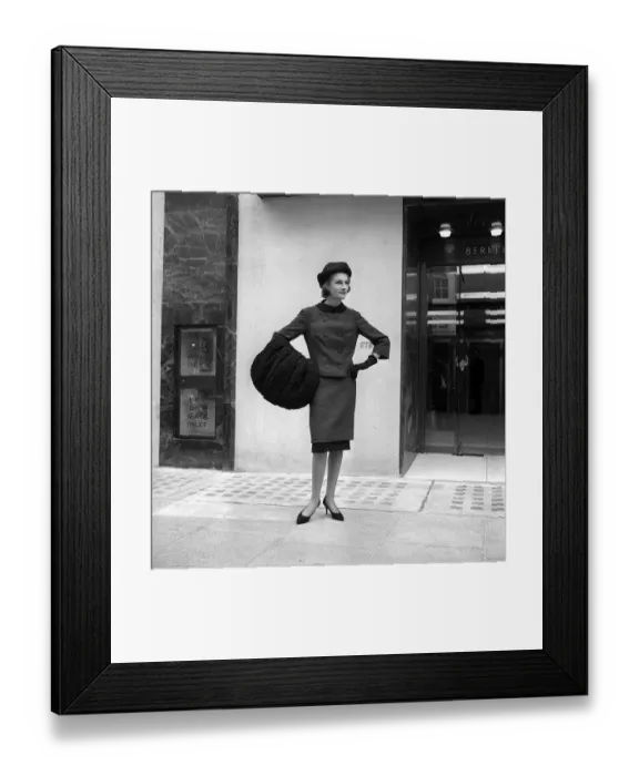 Framed Print : Norman Hartnell autumn collection 24th July 1962 Sally Jamieson wearing a black