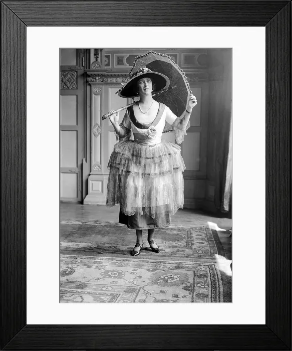 Framed Print : 1921 Clothing Ascot Fashion Clothing Womens Ascot Fashions 1920s Dame