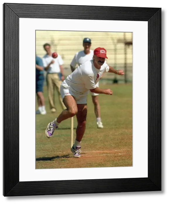 Framed Print : Dennis Lillee Australian Fast Bowler. Circa 1988 Framed Print : Dennis Lillee Australian Fast Bowler. Circa 1988