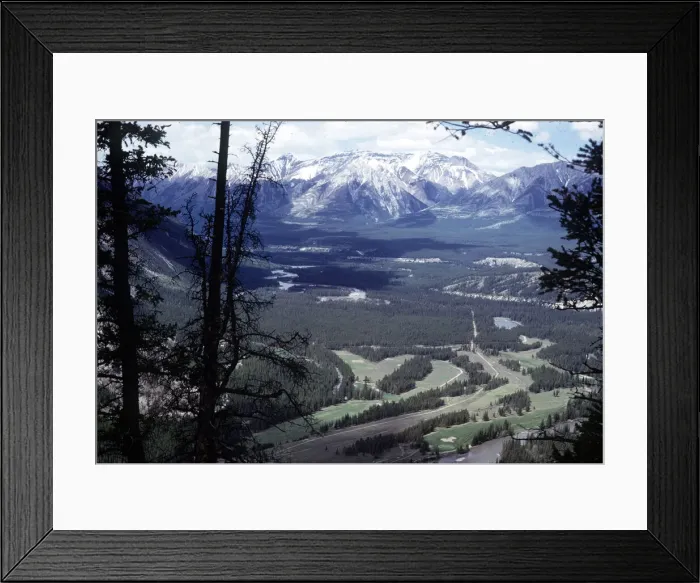 Framed Print : Mountain scenery near Banff Alta, Canada Framed Print : Mountain scenery near Banff Alta, Canada