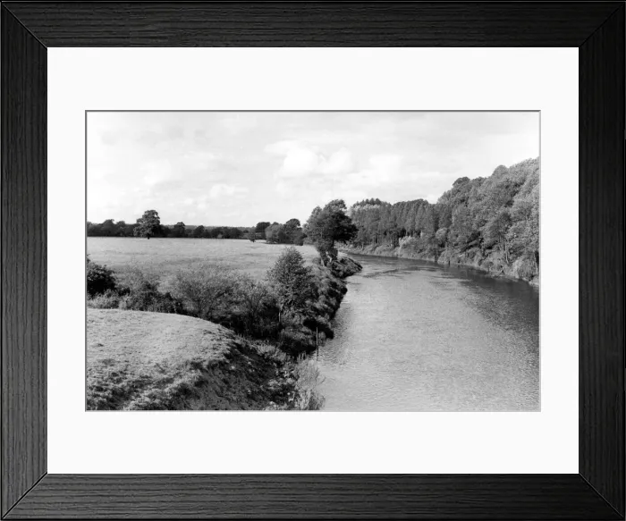 Framed Print : Country views of Herfordshire around Bredwardine, Symonds Yat and the river Wye. c Framed Print : Country views of Herfordshire around Bredwardine, Symonds Yat and the river Wye. c