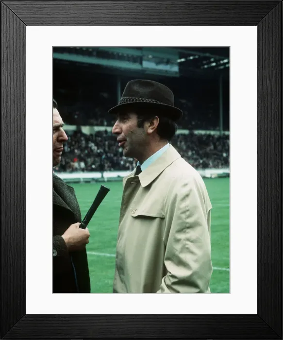 Framed Print : Bob Stokoe being interviewed Framed Print : Bob Stokoe being interviewed