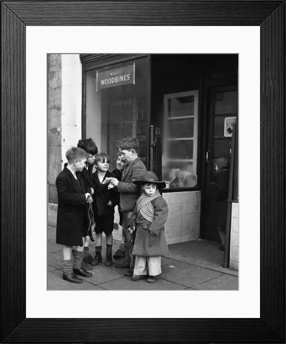 Framed Print : Life in the Mirror - Our Gang. 19th January 1954 A gang of boys plot todays agenda Framed Print : Life in the Mirror - Our Gang. 19th January 1954 A gang of boys plot todays agenda