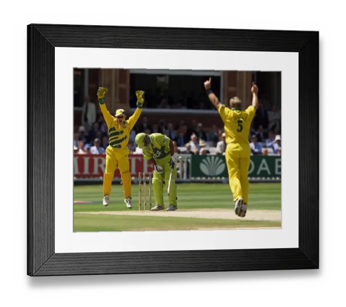Framed Print : Cricket World Cup Final 1999 Australia v Pakistan June 1999 Shane Warne celebrates