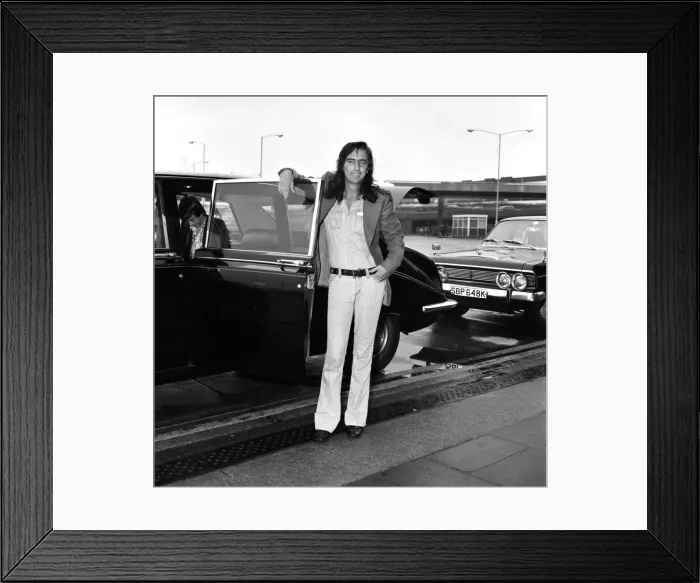 Framed Print : American rock singer Alice Cooper arrives in London ahead of his tour