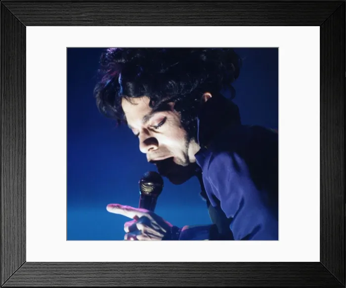 Framed Print : Prince performing on stage during his Act II Tour Framed Print : Prince performing on stage during his Act II Tour