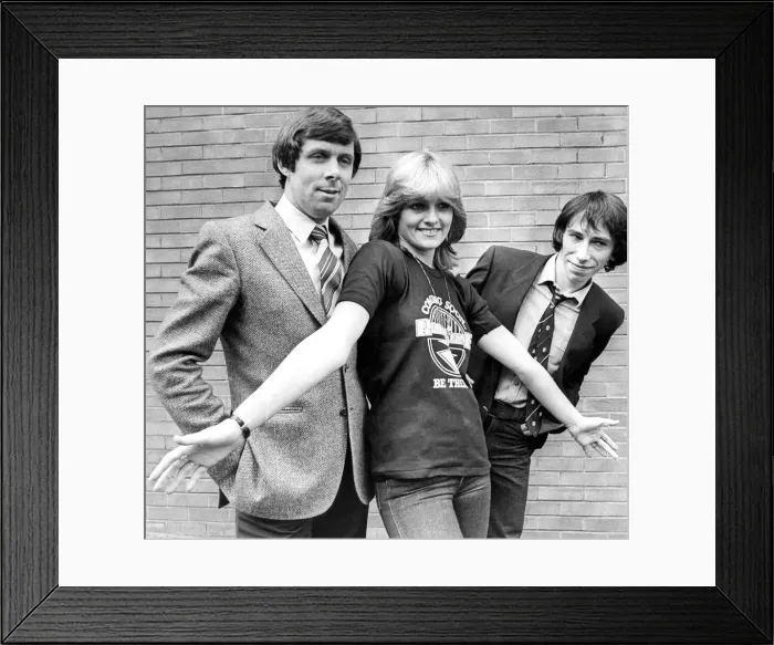 Framed Print : Brendan Foster promoting the first Rock on the Tyne event with Louis Anne Smithe, aged 18 Framed Print : Brendan Foster promoting the first Rock on the Tyne event with Louis Anne Smithe, aged 18