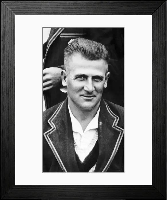 Framed Print : Harold Larwood Cricketer for England and Nottingham. 1937 Framed Print : Harold Larwood Cricketer for England and Nottingham. 1937