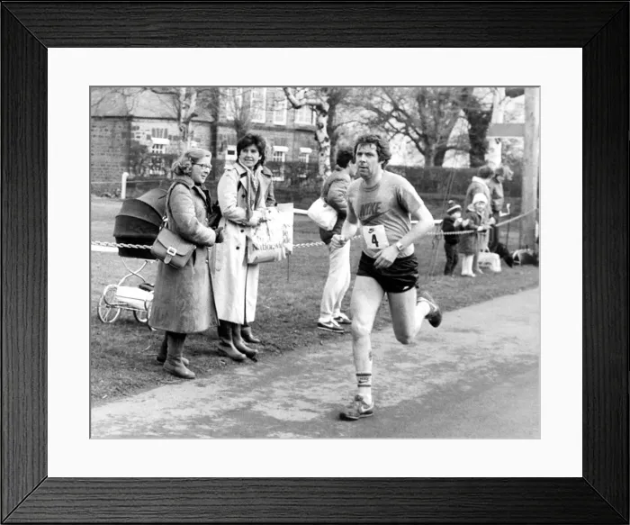 Framed Print : Brendan Foster still competing in March 1984 25 / 03 / 84 Framed Print : Brendan Foster still competing in March 1984 25 / 03 / 84
