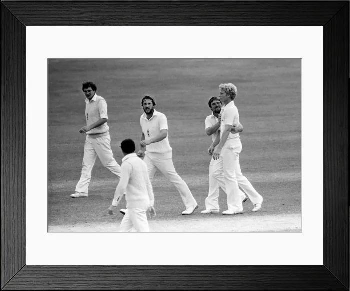 Framed Print : England v Australia 2nd test match of The Ashes at Lords Framed Print : England v Australia 2nd test match of The Ashes at Lords