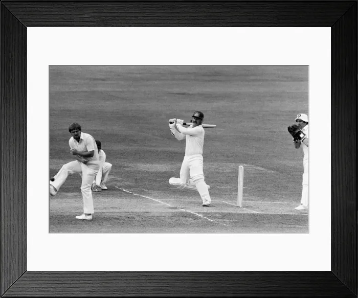 Framed Print : England v Australia 2nd test match of The Ashes at Lords Framed Print : England v Australia 2nd test match of The Ashes at Lords