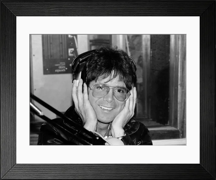 Framed Print : Cliff Richard at Capital Radio to raise money for London Children. 10th April 1982
