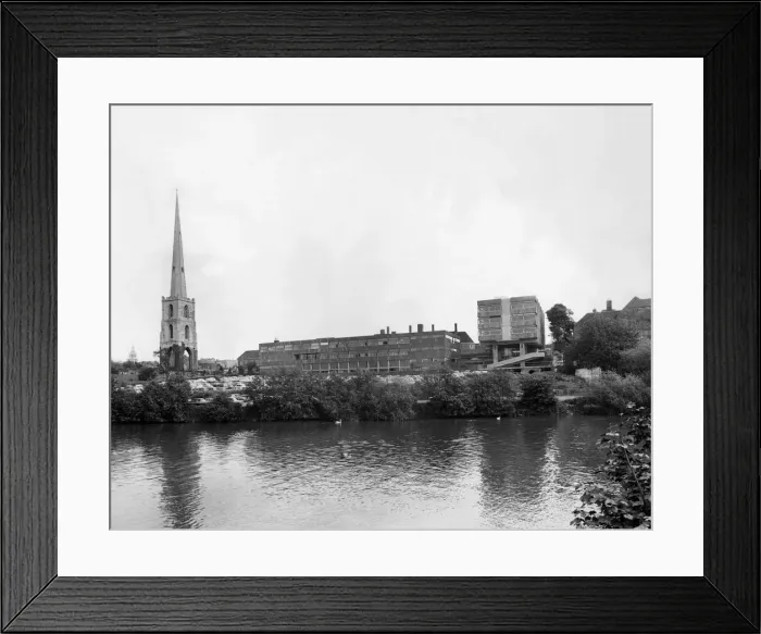 Framed Print : General view across the river of the town of Worcester showing the spire of the church of Framed Print : General view across the river of the town of Worcester showing the spire of the church of