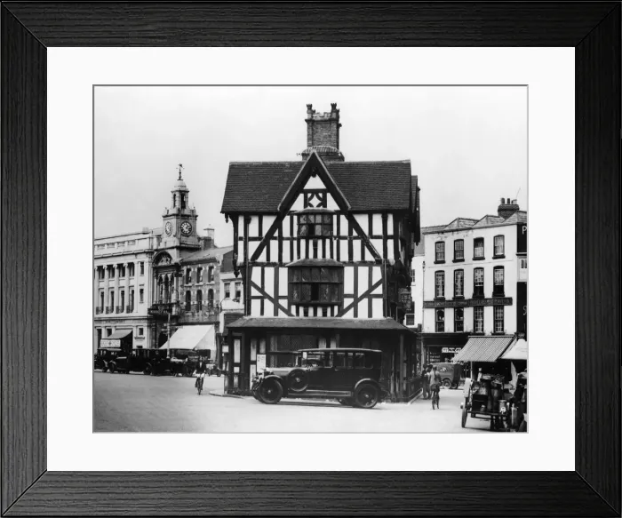 Framed Print : A view of High Town, Hereford, showing the Old House which was built in 1621 Framed Print : A view of High Town, Hereford, showing the Old House which was built in 1621