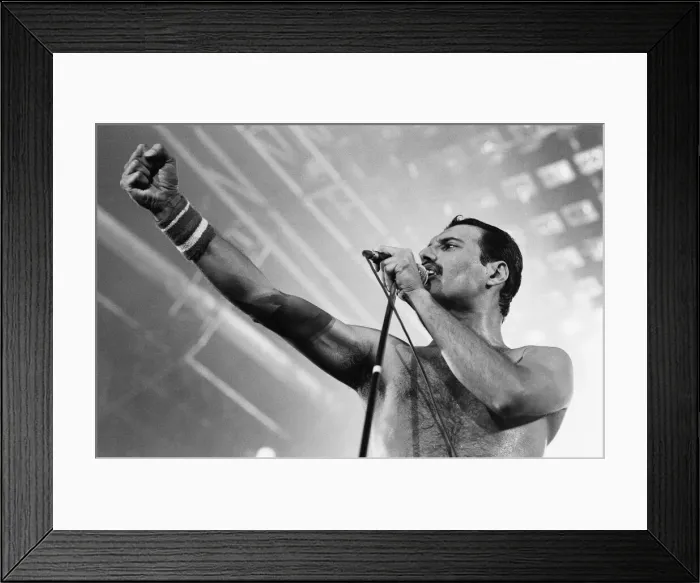 Framed Print : Rock group Queen in concert at Wembley Arena. Lead singer Freddie Mercury