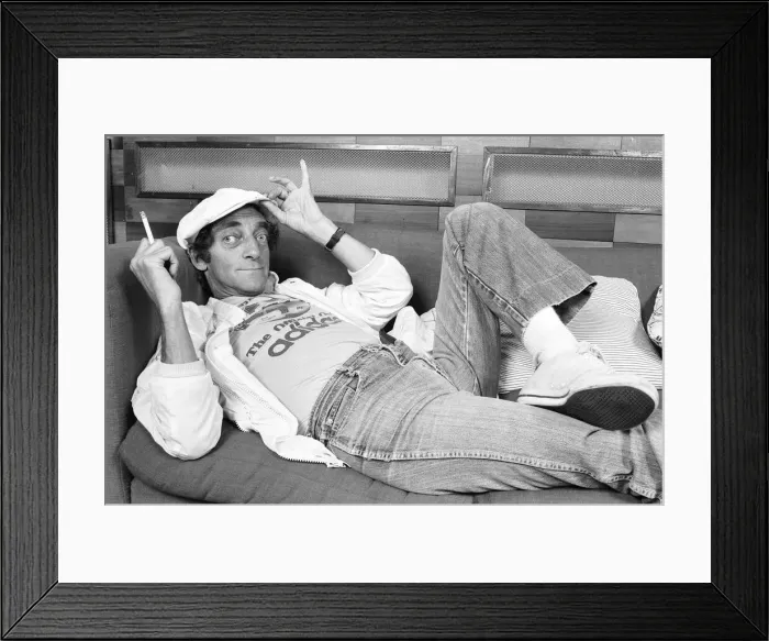 Framed Print : Zany comedian Marty Feldman seen here posing for the Daily Mirror 29th August 1982