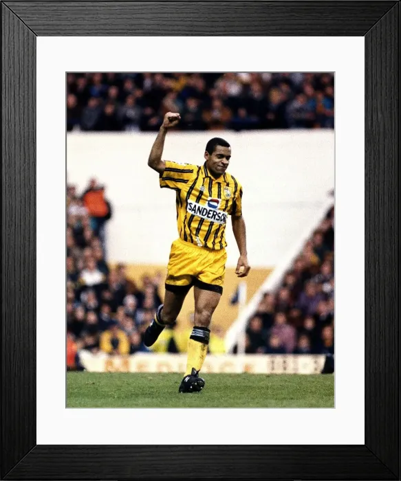 Framed Print : Premier League match at White Hart Lane. Tottenham Hotspur 0 v Sheffield Wednesday Framed Print : Premier League match at White Hart Lane. Tottenham Hotspur 0 v Sheffield Wednesday