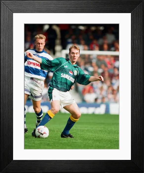 Framed Print : English Premier League match at Loftus Road. Queens Park Rangers 0 v Sheffield Framed Print : English Premier League match at Loftus Road. Queens Park Rangers 0 v Sheffield