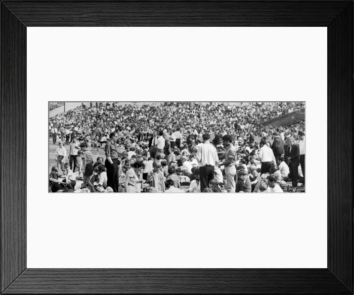 Framed Print : County Cricket. Yorkshire v. Lancashire. 25, 000 fans at Old Trafford to watch the Roses Framed Print : County Cricket. Yorkshire v. Lancashire. 25, 000 fans at Old Trafford to watch the Roses