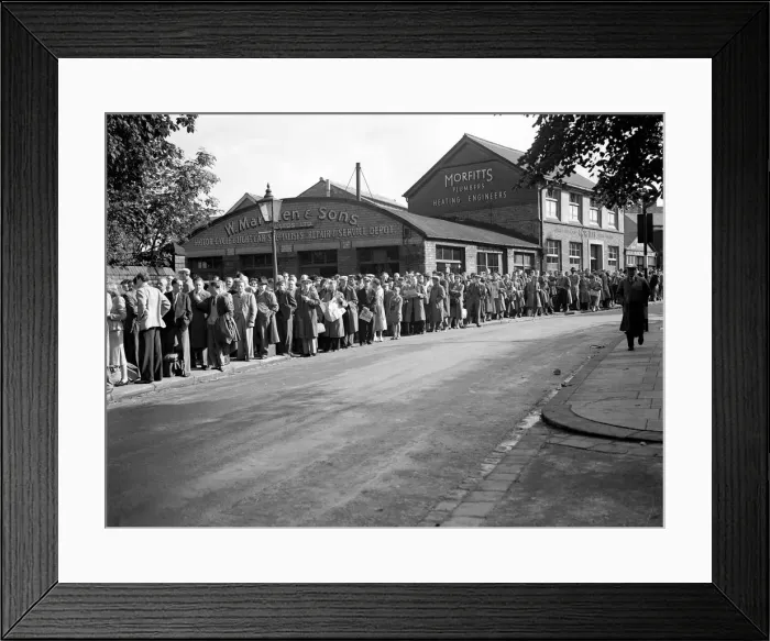 Framed Print : England V Australia 1954 4th Test Match Headingley Leeds. A 23rd July 1954 Framed Print : England V Australia 1954 4th Test Match Headingley Leeds. A 23rd July 1954