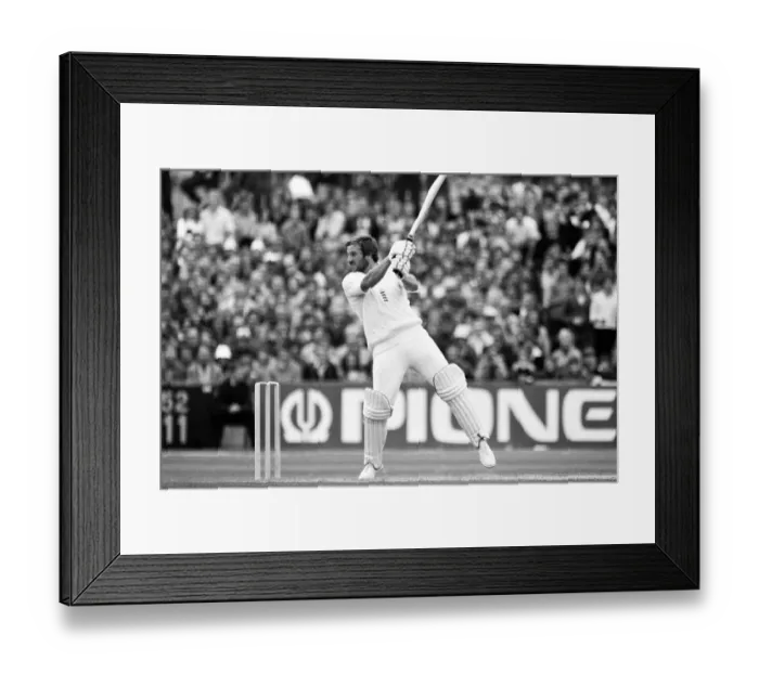 Framed Print : The Ashes. England v Australia 5th Test match, Day Three at Old Trafford, Manchester