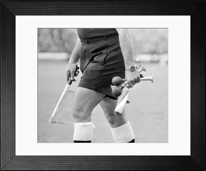 Framed Print : World Cup Russia versus Italy 18th July 1966 Horns are picked up off