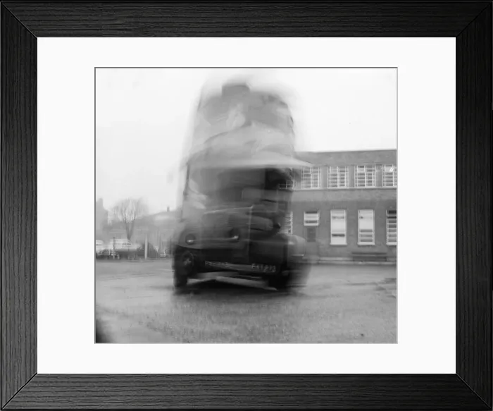 Framed Print : This is the pattern of movement caused by a six ton 16 cwtLondon transport double decker Framed Print : This is the pattern of movement caused by a six ton 16 cwtLondon transport double decker
