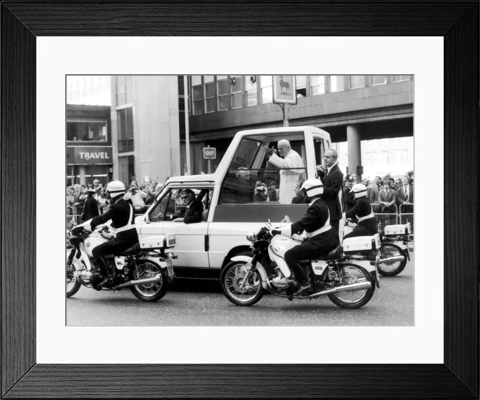 Framed Print : The Popes visit to the United Kingdom May 1982. Pope John Paul II seen here Framed Print : The Popes visit to the United Kingdom May 1982. Pope John Paul II seen here
