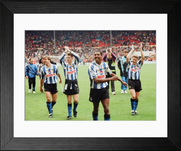 Framed Print : FA Cup Semi Final at Wembley Stadium. Sheffield Wednesday 2 v Sheffield United 1 Framed Print : FA Cup Semi Final at Wembley Stadium. Sheffield Wednesday 2 v Sheffield United 1