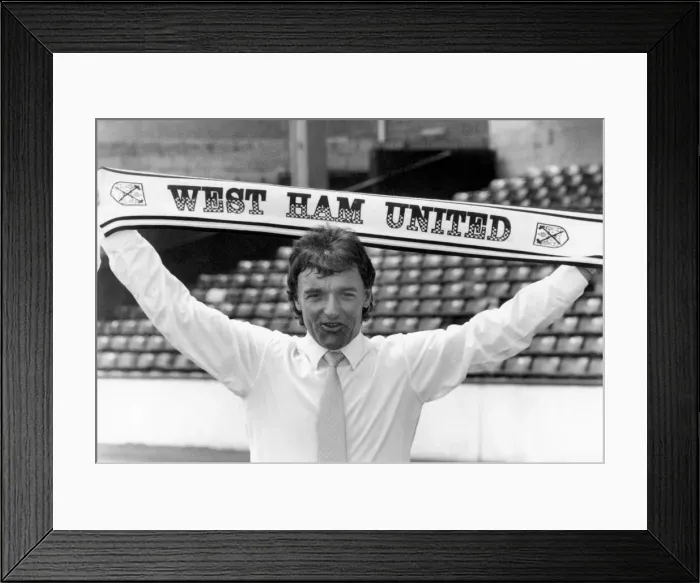 Framed Print : Lou Macari pictured at Upton Park at the start of his job as manager of West Ham Framed Print : Lou Macari pictured at Upton Park at the start of his job as manager of West Ham