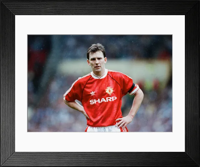 Framed Print : Rumbelows Cup Cup Final at Wembley Stadium. Sheffield Wednesday 1 v Manchester