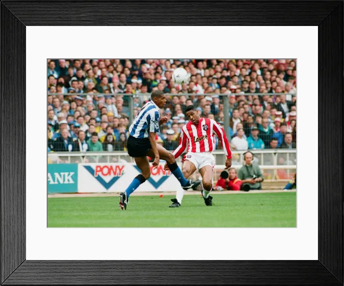 Framed Print : FA Cup Semi Final at Wembley Stadium. Sheffield Wednesday 2 v Sheffield United 1
