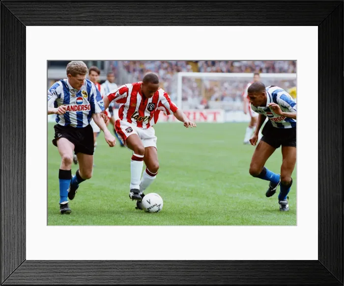 Framed Print : FA Cup Semi Final at Wembley Stadium. Sheffield Wednesday 2 v Sheffield United 1