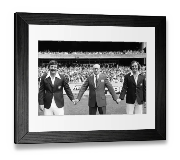 Framed Print : Centenary Test match between Australia and England at The MCG Cricket Ground, Melbourne Framed Print : Centenary Test match between Australia and England at The MCG Cricket Ground, Melbourne