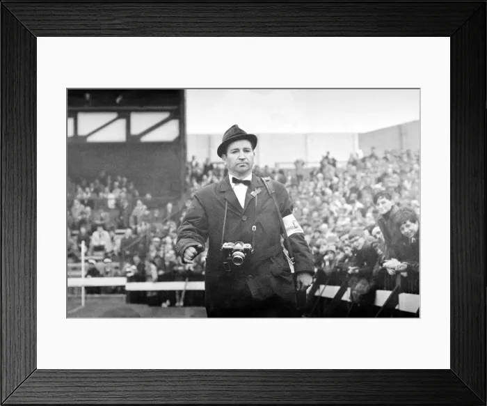 Framed Print : World Cup Russia versus Chile 20th July 1966 An over enthusiastic Chileon Framed Print : World Cup Russia versus Chile 20th July 1966 An over enthusiastic Chileon