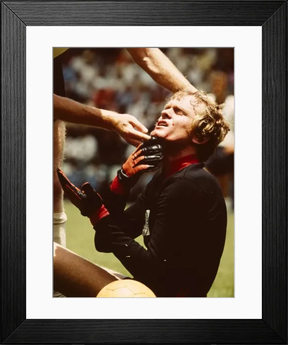 Framed Print : World Cup Quarter Final 1970 England 2 West Germany 3 after extra time Framed Print : World Cup Quarter Final 1970 England 2 West Germany 3 after extra time