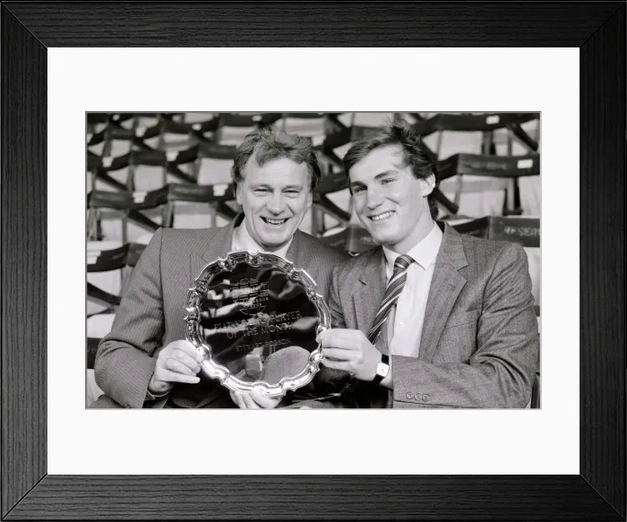 Framed Print : Bobby Robson - January 1986 England manager with Don Howe and Stewart Robson Framed Print : Bobby Robson - January 1986 England manager with Don Howe and Stewart Robson