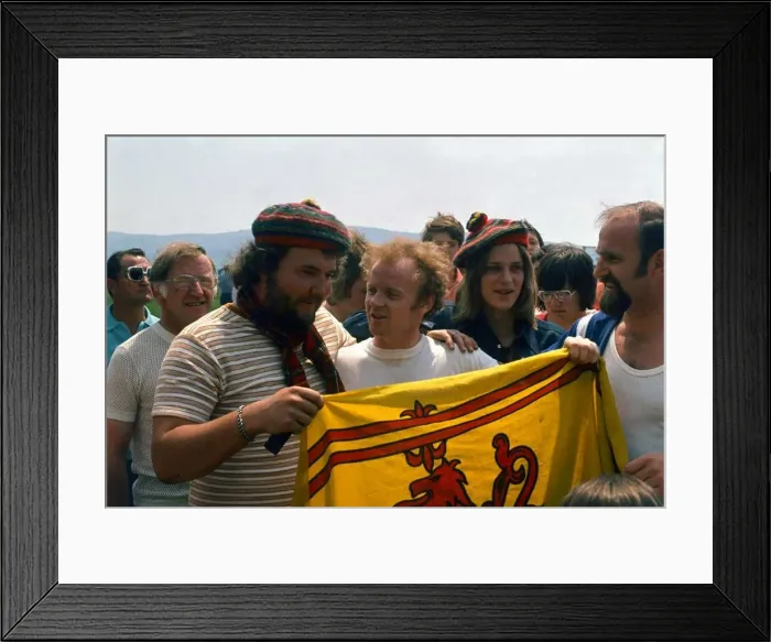 Framed Print : World Cup June 1974 Scotland training Billy Bremner with fans Framed Print : World Cup June 1974 Scotland training Billy Bremner with fans