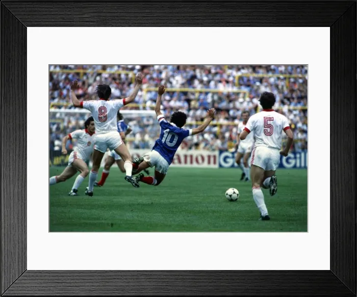 Framed Print : World Cup 1982 France 1 Czechoslovakia 1 Platini(10 Framed Print : World Cup 1982 France 1 Czechoslovakia 1 Platini(10