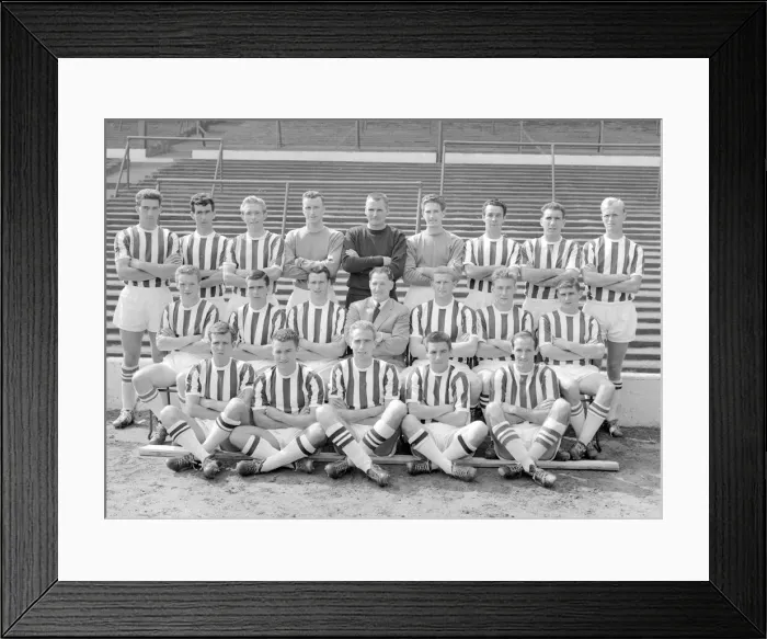 Framed Print : West Bromwich Albion team line up August 1960 Bobby Robson the future England Framed Print : West Bromwich Albion team line up August 1960 Bobby Robson the future England