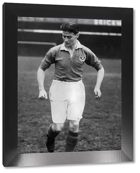 Jimmy Dickinson Portsmouth football player 1946-1965, Jimmy Dickinson holds