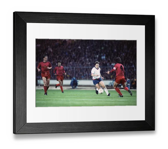 Framed Print : 1990 World Cup Qualifier at Wembley Stadium. England 5 v Albania 0