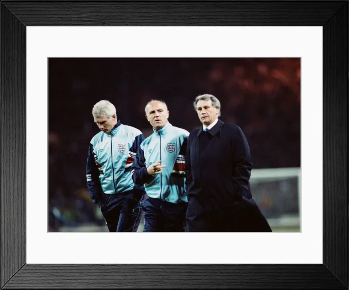 Framed Print : 1990 World Cup Qualifier at Wembley Stadium. England 5 v Albania 0 Framed Print : 1990 World Cup Qualifier at Wembley Stadium. England 5 v Albania 0