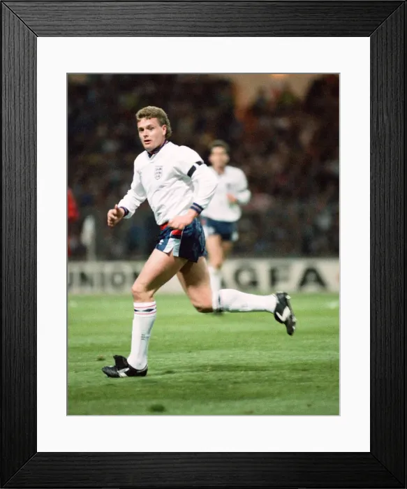Framed Print : 1990 World Cup Qualifier at Wembley Stadium. England 5 v Albania 0