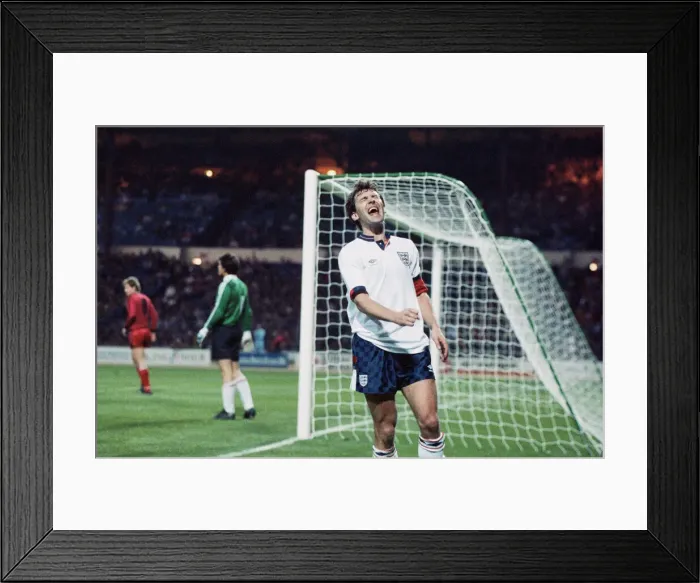 Framed Print : 1990 World Cup Qualifier at Wembley Stadium. England 5 v Albania 0 Framed Print : 1990 World Cup Qualifier at Wembley Stadium. England 5 v Albania 0