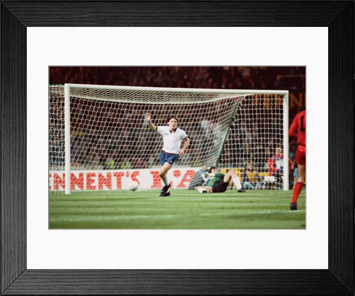 Framed Print : 1990 World Cup Qualifier at Wembley Stadium. England 5 v Albania 0 Framed Print : 1990 World Cup Qualifier at Wembley Stadium. England 5 v Albania 0