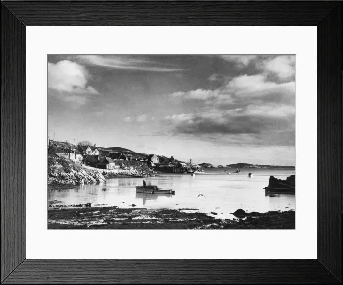 Framed Print : General view of Tarbert Harbour, on the Isle of Harris, Scotland. Circa 1930 Framed Print : General view of Tarbert Harbour, on the Isle of Harris, Scotland. Circa 1930