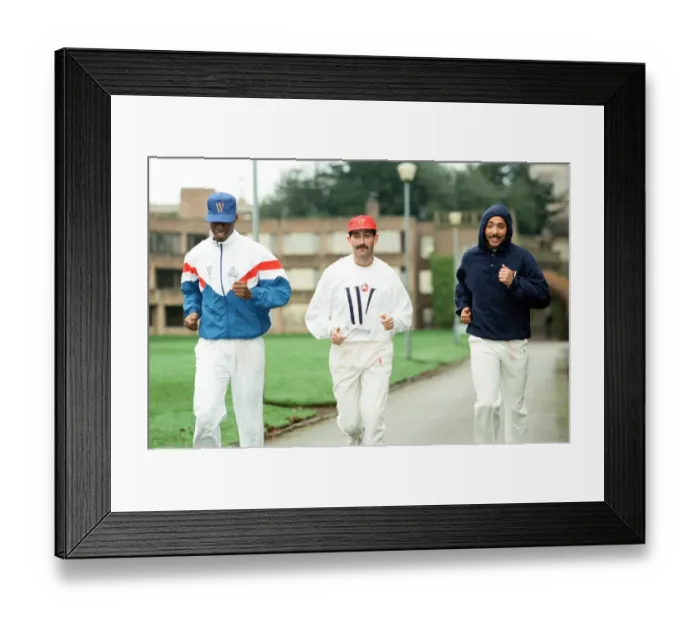 Framed Print : England cricketers Chris Lewis, Graham Gooch and Phil DeFreitas training