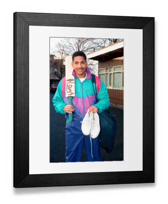 Framed Print : Lancashire and England cricketer Phil DeFreitas 10th December 1990 Framed Print : Lancashire and England cricketer Phil DeFreitas 10th December 1990